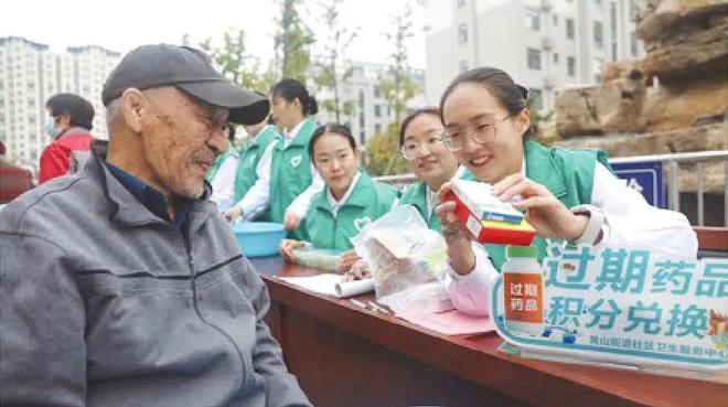 pg电子模拟器试玩在线|邹平：打造“药灵团队” 构建药学服务新格局(图5)